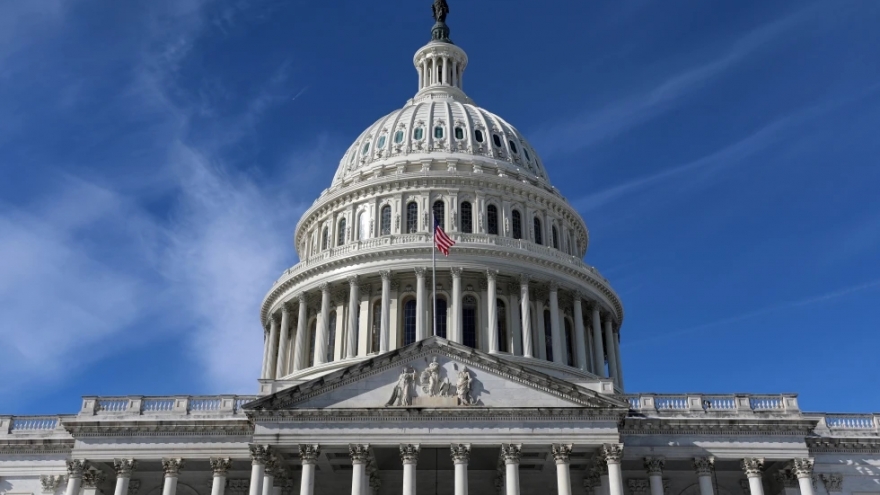 Chính phủ Mỹ bất ngờ đóng cửa lần nữa và các hậu quả tức thời